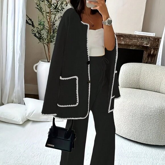 Black Casual Women's Edge Decor Pocket Loose Jacket - Picture 3 of 3